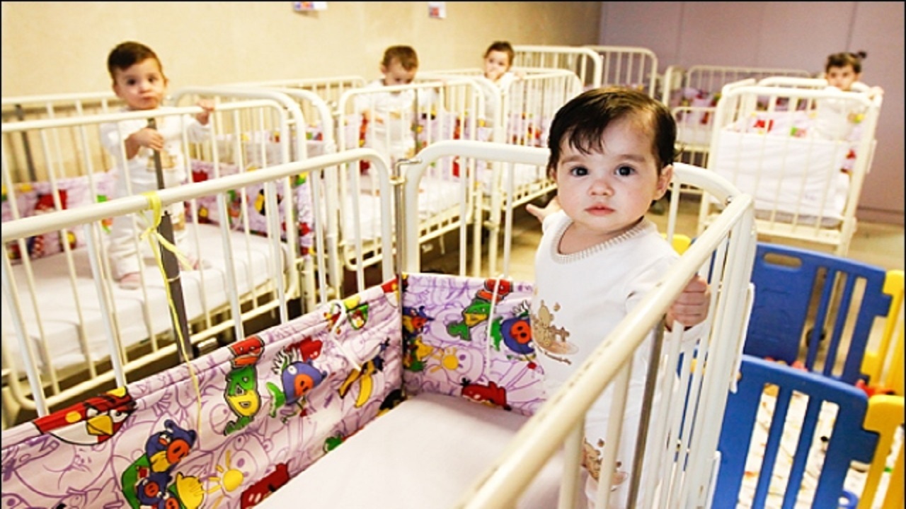 کاهش معنادار تعداد کودکان شیرخوارگاه‌های سراسر کشور برای نخستین بار