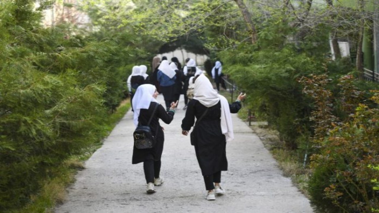 محرومیت ۱.۴ دانش آموز دختر از تحصیل در افغانستان