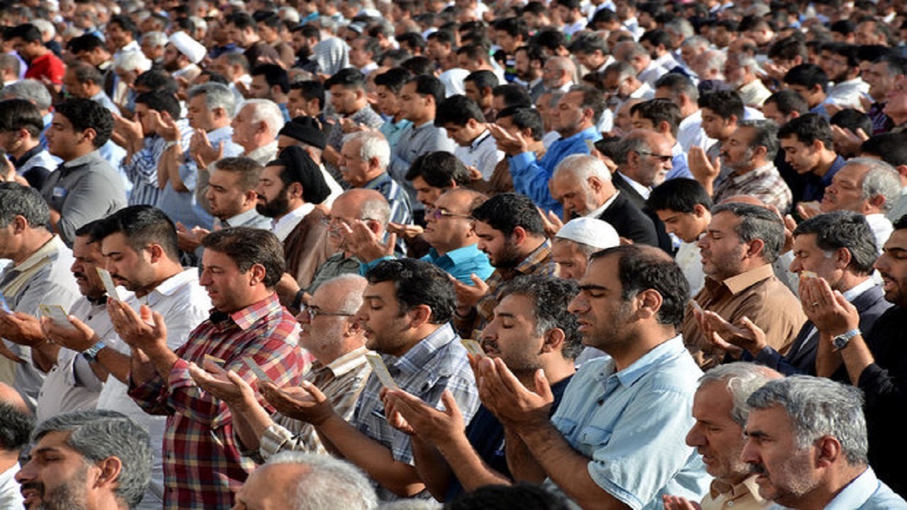 اقامه نماز عید سعید فطر در گلستان