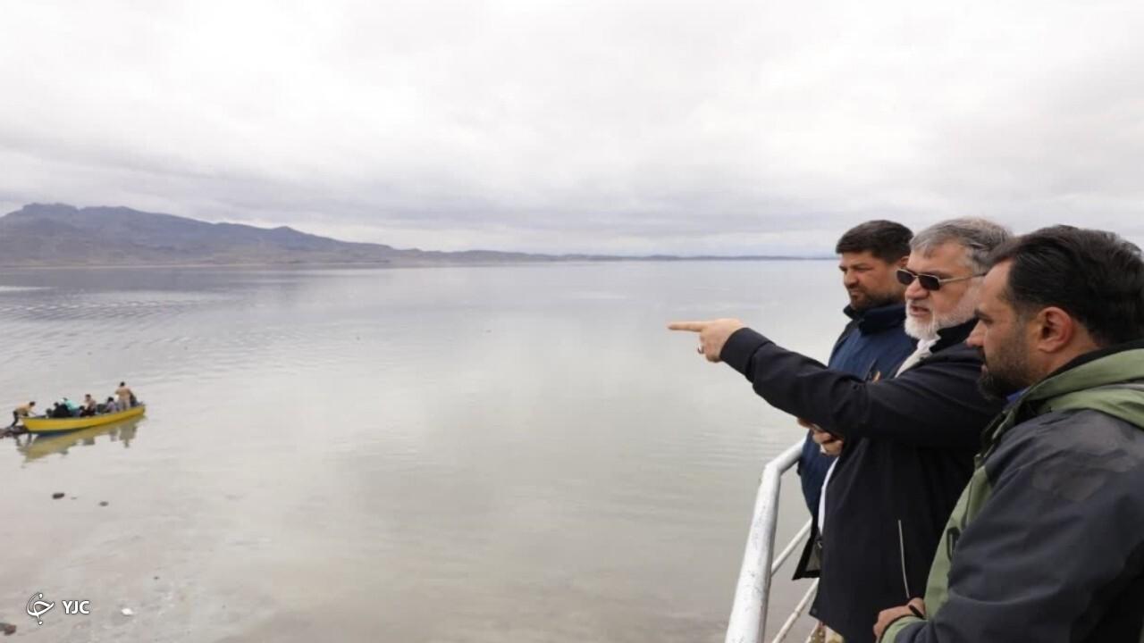 حجم آب دریاچه ارومیه به ۱.۹ میلیارد مترمکعب رسید/ ورودی آب ۴۱۱ مترمکعب بر ثانیه