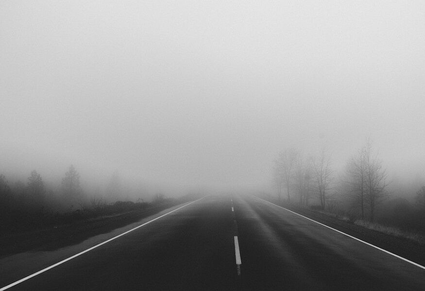 برخی جاده‌های خراسان رضوی مه گرفته است