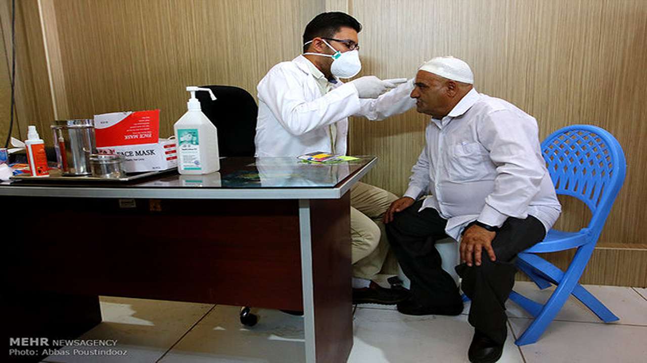 انجام معاینات پزشکی هزار زائر حج تمتع در استان سمنان