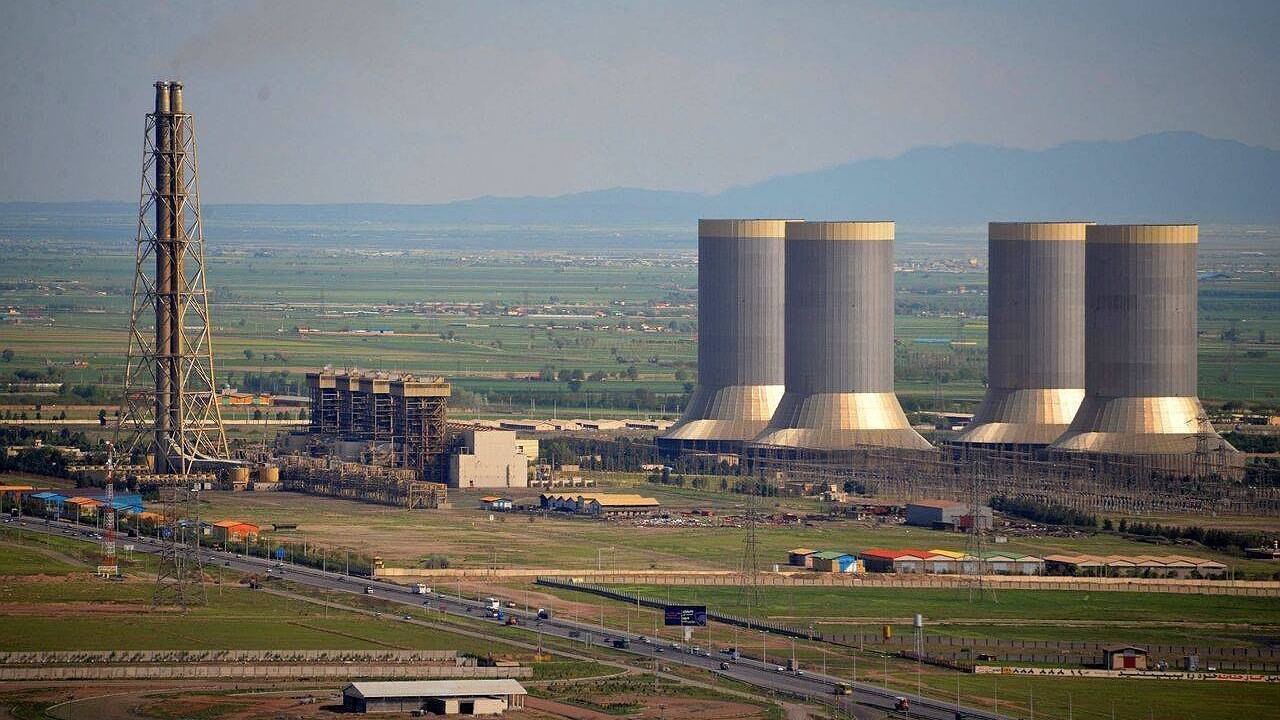 واحد سوم گازی نیروگاه گهران به شبکه برق کشور متصل شد