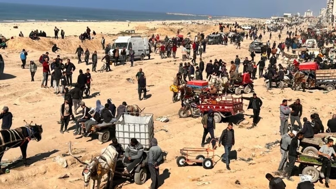 کمک‌های هوایی در غزه بار دیگر قربانی گرفت + فیلم