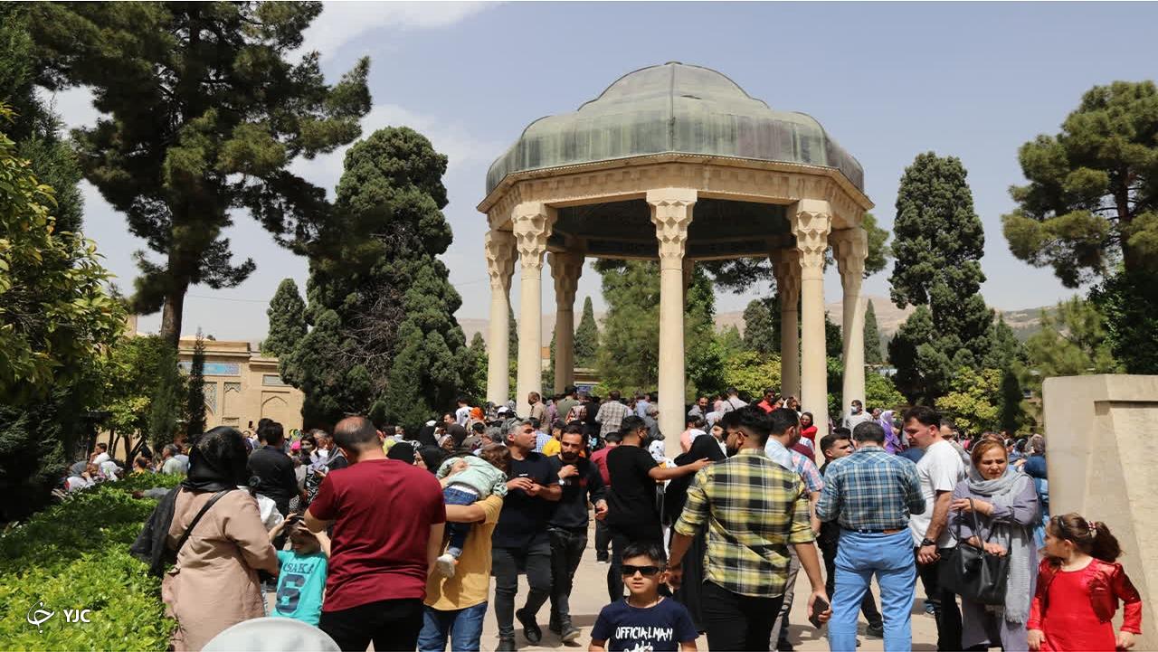 بازدید ۷ میلیون مسافر نوروزی  از اماکن مذهبی، تاریخی و طبیعی فارس