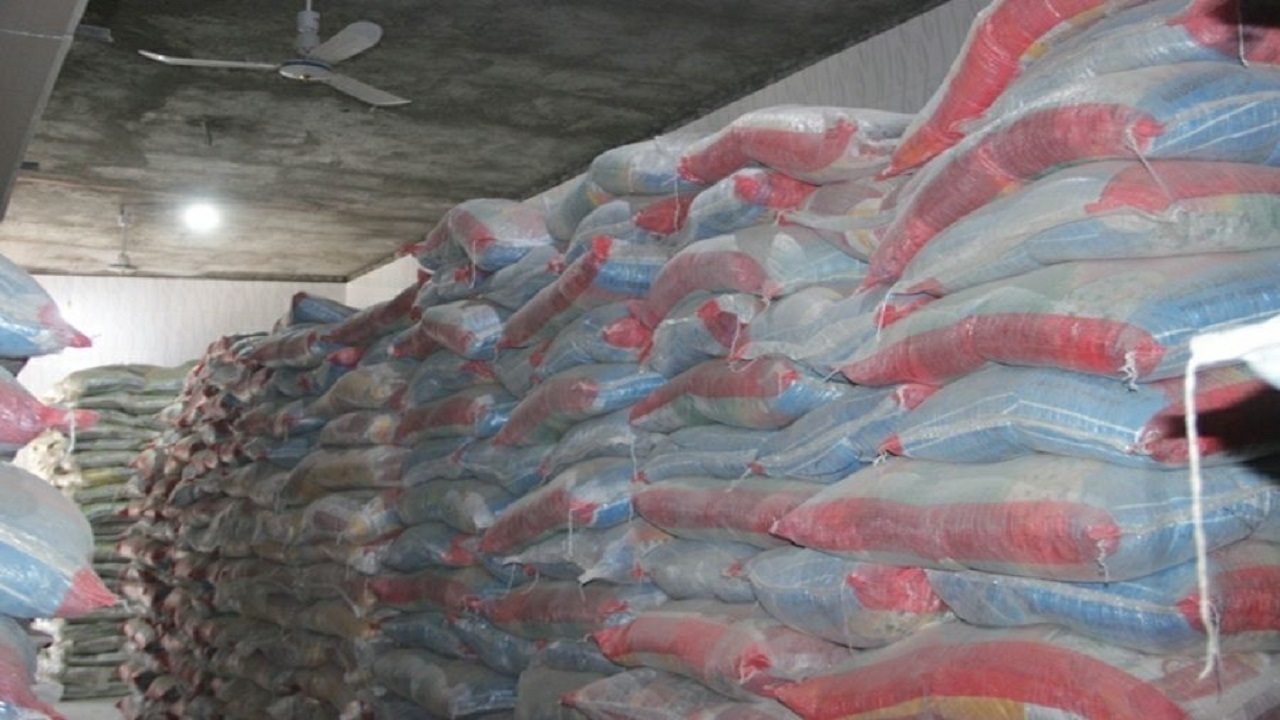 ️کشف ۱۴ تن برنج احتکار شده در زاهدان