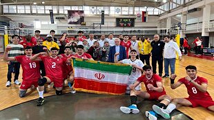 تبریک استاندار کردستان در پی قهرمانی والیبال دانش آموزان ایران