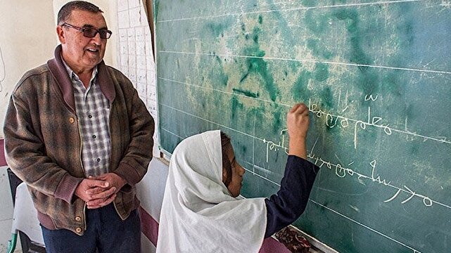 فعالیت حدود ۱۸۰۰ معلم بازنشسته در مدارس شهرستان‌های تهران