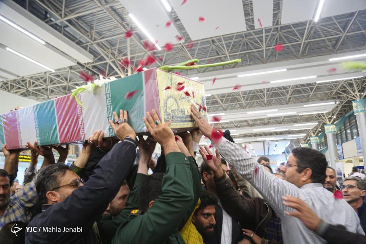 استقبال از ۲ شهید گمنام دفاع مقدس در کرمان