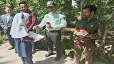 باشگاه خبرنگاران -قدردانی دانش آموزان روستای رقه از نیروی انتظامی در اجرای طرح نور + تصاویر