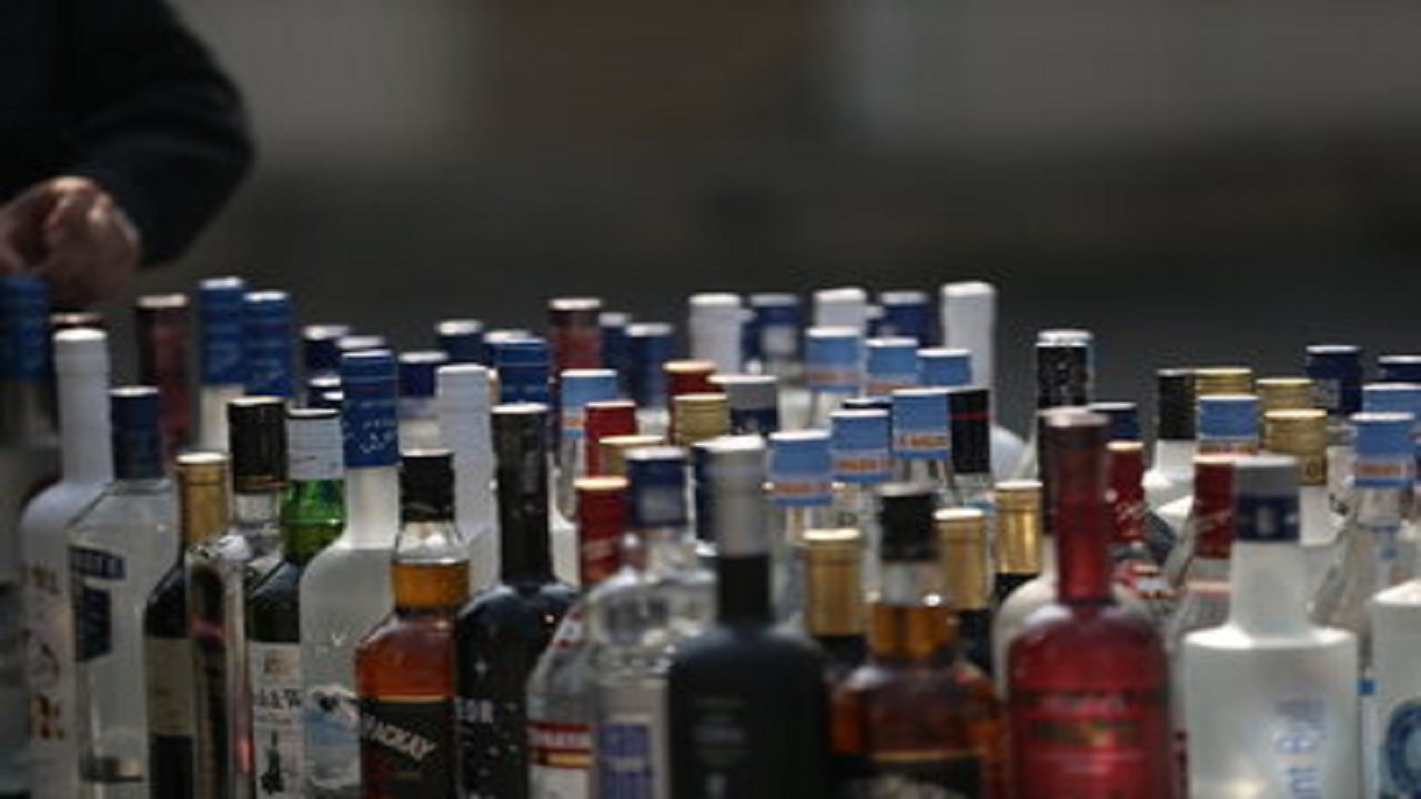 ۶ نفر از توزیع‌کنندگان مشروبات تقلبی در ماکو دستگیر شدند