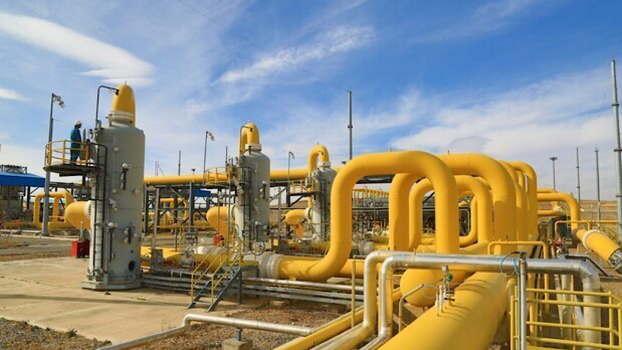 تامین مالی طرح‌های توسعه‌ای صنعت گاز منوط به وصول بدهی ابربدهکاران است