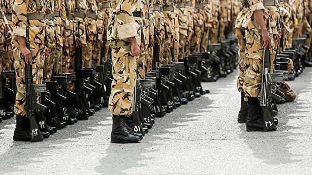 باشگاه خبرنگاران -سربازان همچنان در انتظار صدور بخشنامه برای جذب سرباز معلم