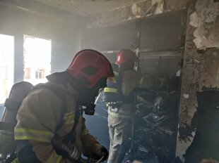مهار آتش سوزی در ساختمان تجاری