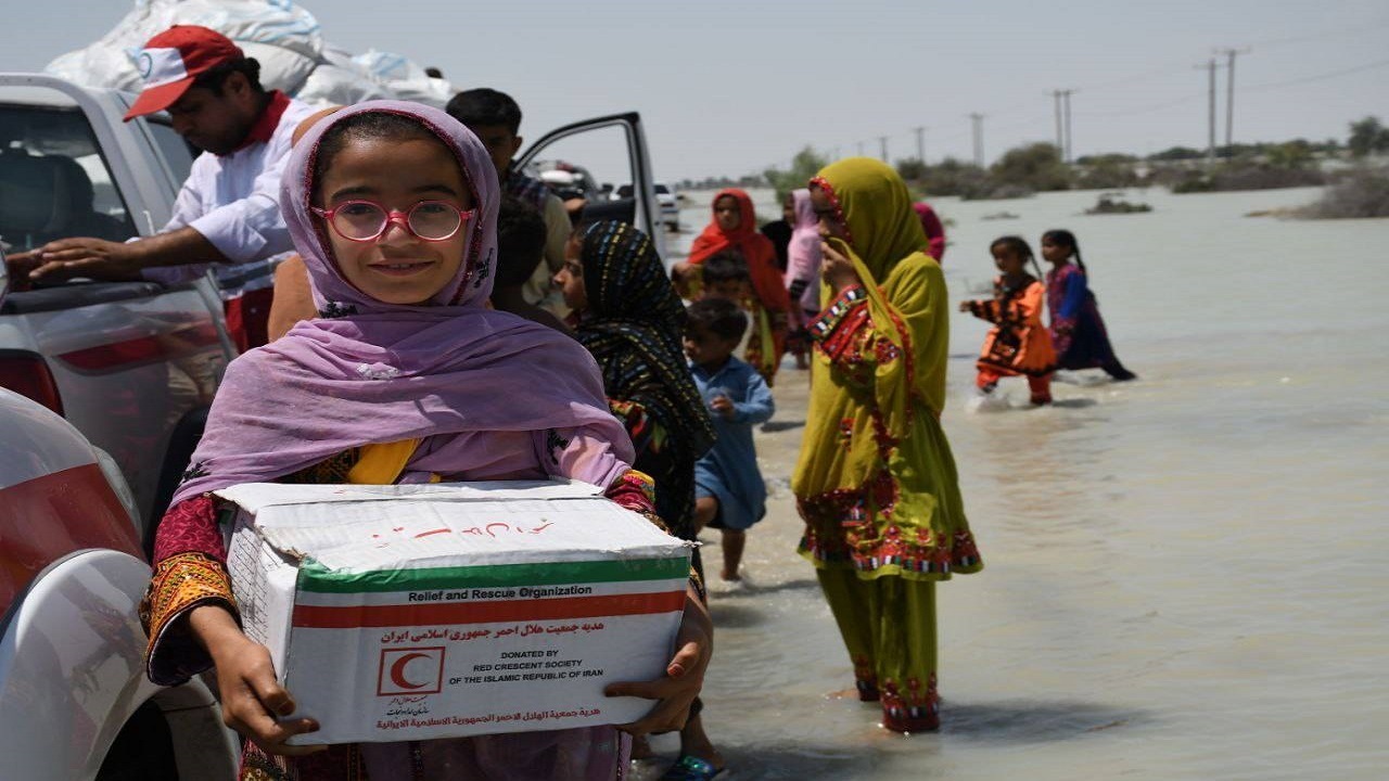 سیل ۱۰ روزه در ۱۳ شهرستان سیستان و بلوچستان/ نزدیک به ۵۶ هزار نفر امدادرسانی شدند