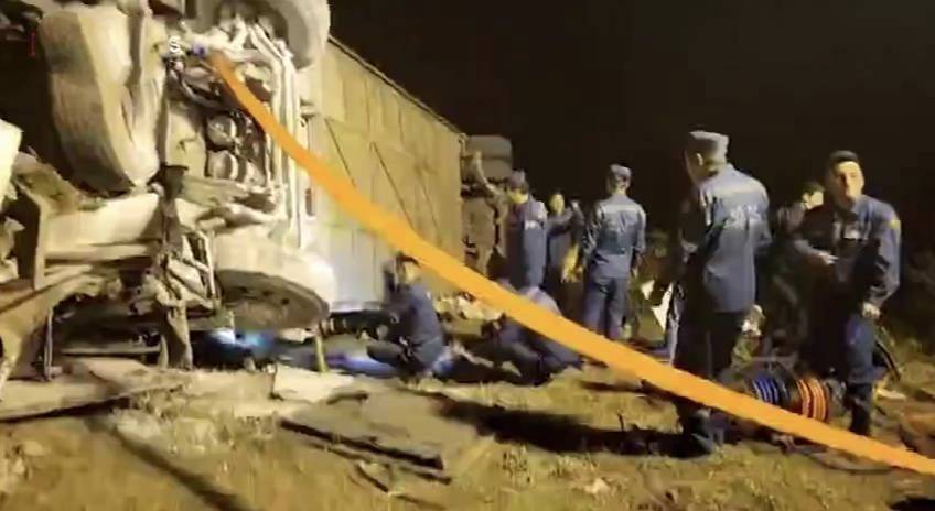 تصادف مرگبار اتوبوس ایرانی در ارمنستان + فیلم