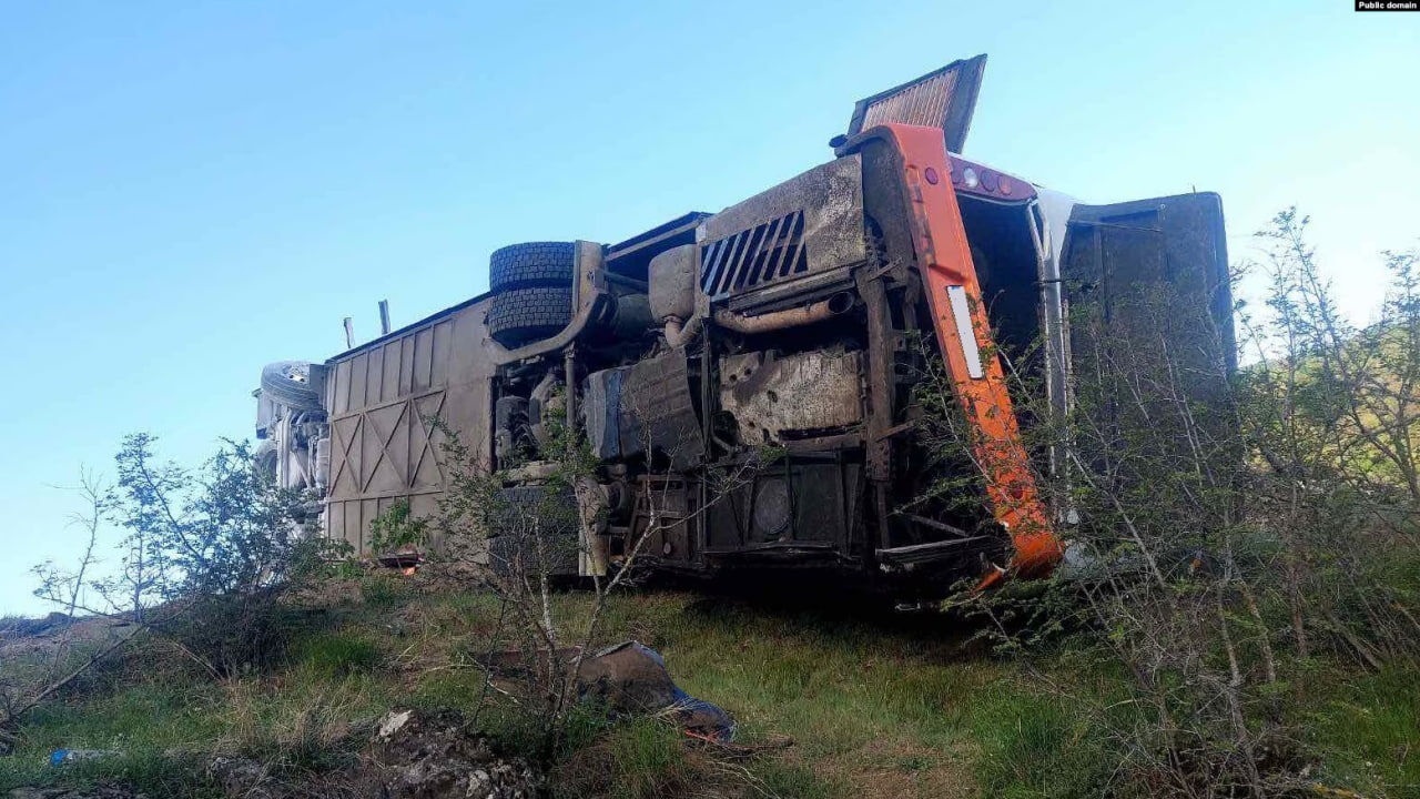 رسانه ارمنستان: سانحه اتوبوس حامل ایرانیان ۵ کشته برجای گذاشت