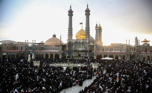 جلوه هایی از شکوه نیایش عرفه در قم