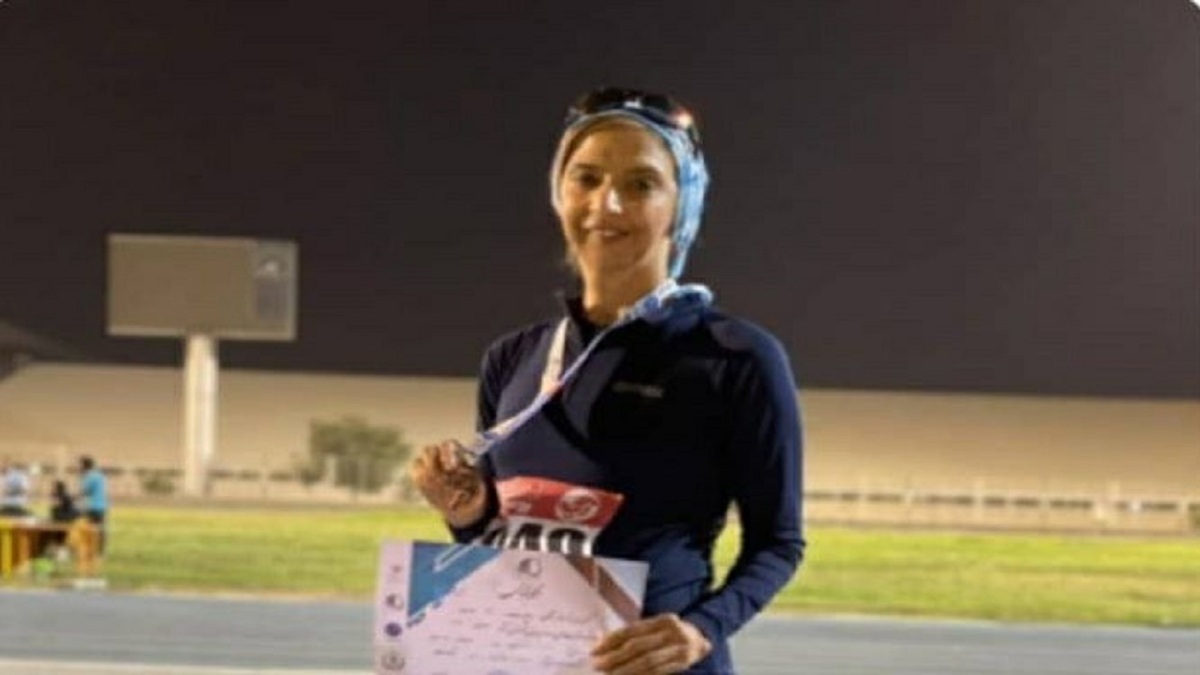 باشگاه خبرنگاران -تجلیل از بانوی افتخار آفرین آبادانی