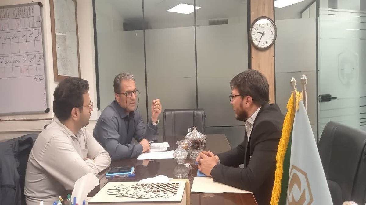 باشگاه خبرنگاران -مرکز خدمات حوزه علمیه طلاب واجد شرایط را معرفی کند