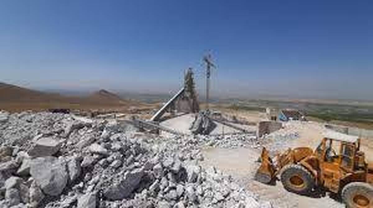 باشگاه خبرنگاران -ورود کارخانه دولومیت نهاوند به چرخه تولید در آینده نزدیک