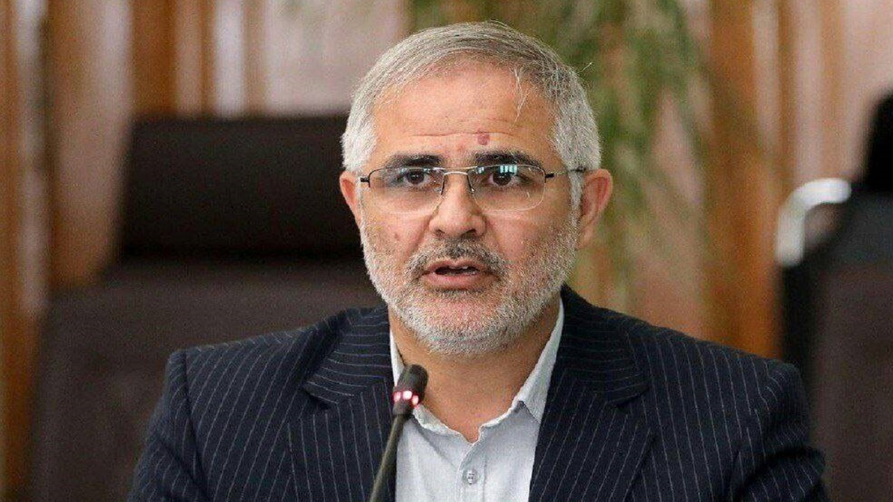 بازخورد تحویل قیر رایگان به وزارت راه و شهرسازی باید در کاهش تصادفات جاده‌ای خود را نشان دهد
