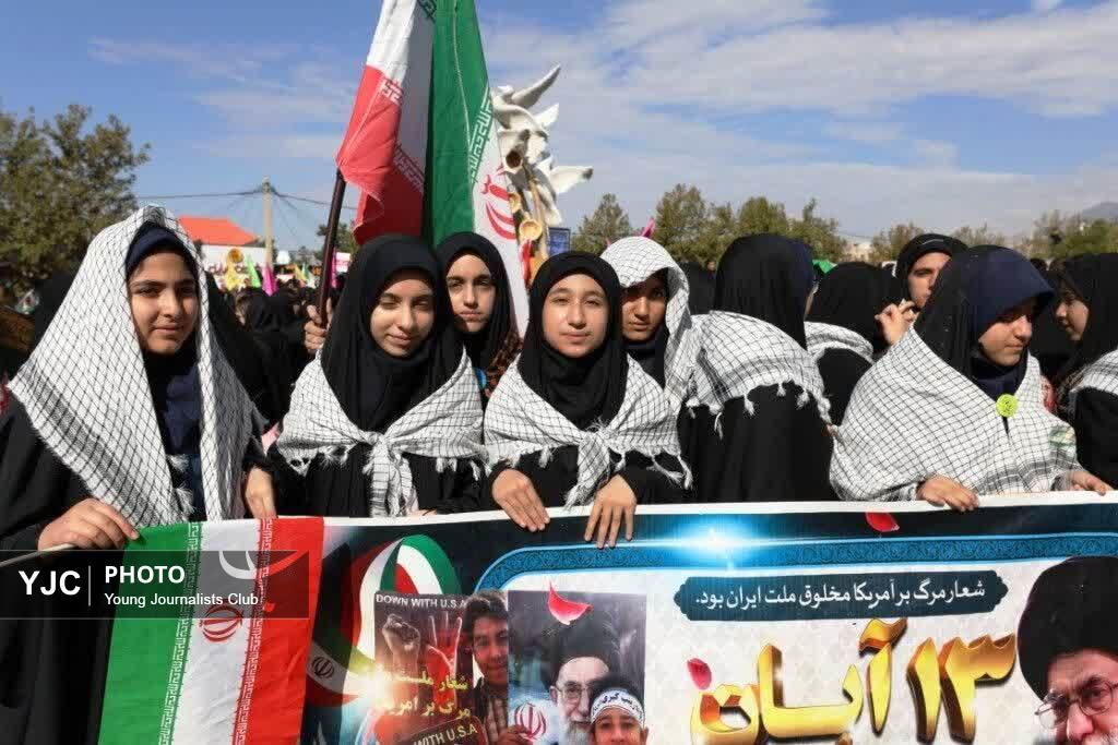 حضور پرشور دختران و زنان یاسوجی در راهپیمایی روز قدس+فیلم