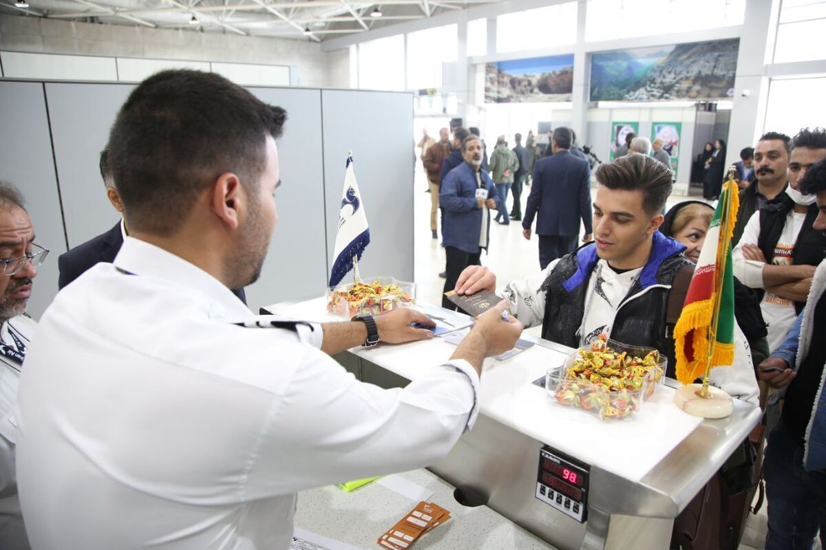 باشگاه خبرنگاران -ابلاغ ضوابط و تعیین سقف هزینه اصلاح نام و مشخصات مسافر در بلیت هواپیما