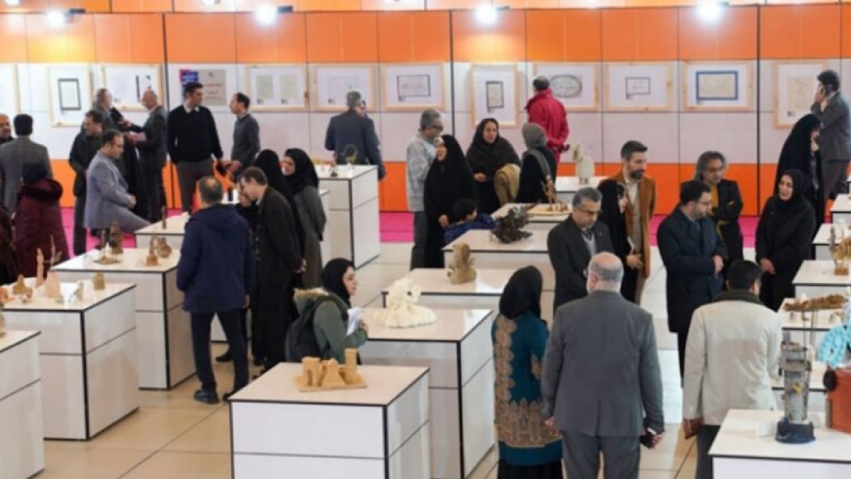 باشگاه خبرنگاران -گشایش نمایشگاه دهمین دوسالانه ملی هنر‌های تجسمی کانون