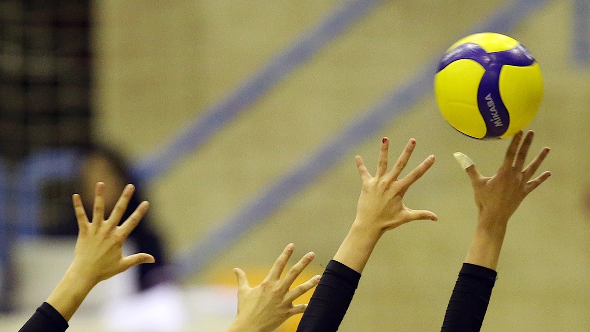 باشگاه خبرنگاران -گل‌گهر سیرجان و وارنا فومن لیگ برتری شدند