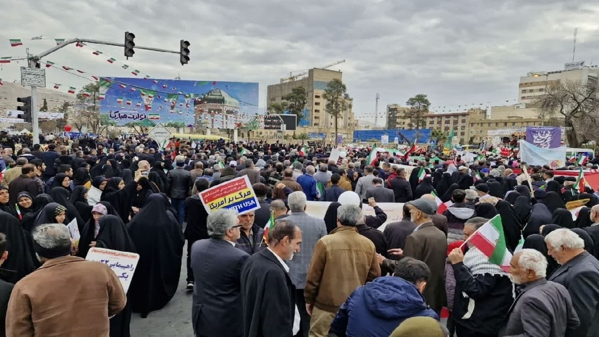 باشگاه خبرنگاران -حضور پرشور در راهپیمایی یوم‌الله ۲۲ بهمن پاسخی روشن و قاطع به دشمنان است