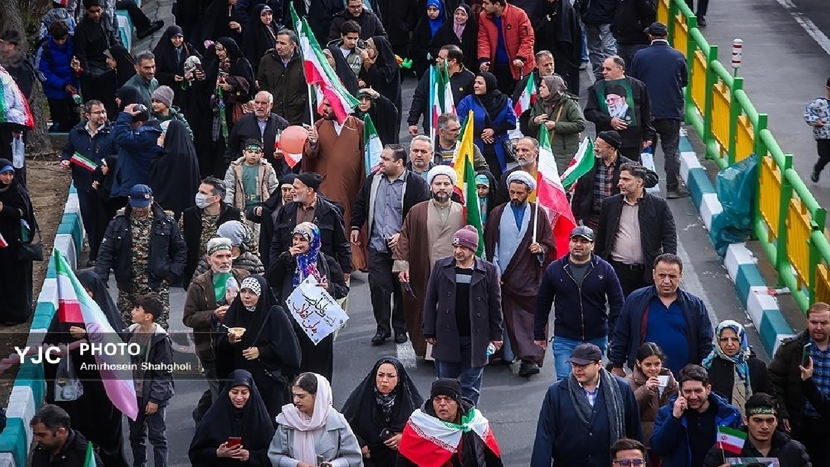 باشگاه خبرنگاران -جسارت، اهانت یا تعرض به حریم حضرت آیت الله خامنه‌ای را برنمی‌تابیم