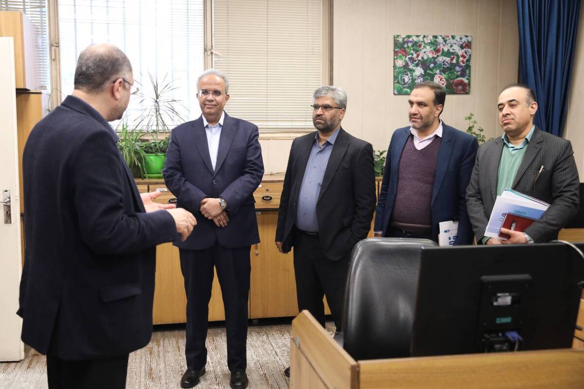 باشگاه خبرنگاران -بازدید استاندار سیستان و بلوچستان از واحد ارتباط با مخاطبان (۱۶۲)