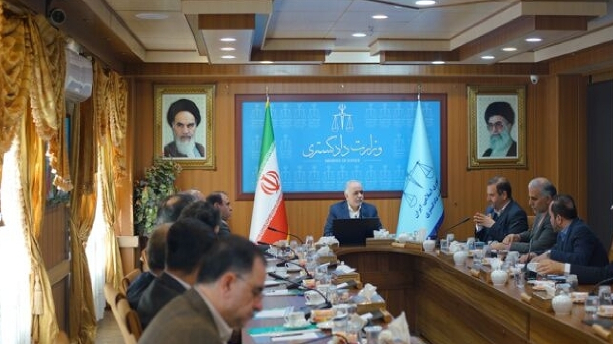 باشگاه خبرنگاران -وزیر دادگستری: در رسیدگی به پرونده‌های تعزیراتی فرایند تولید آسیب نبیند