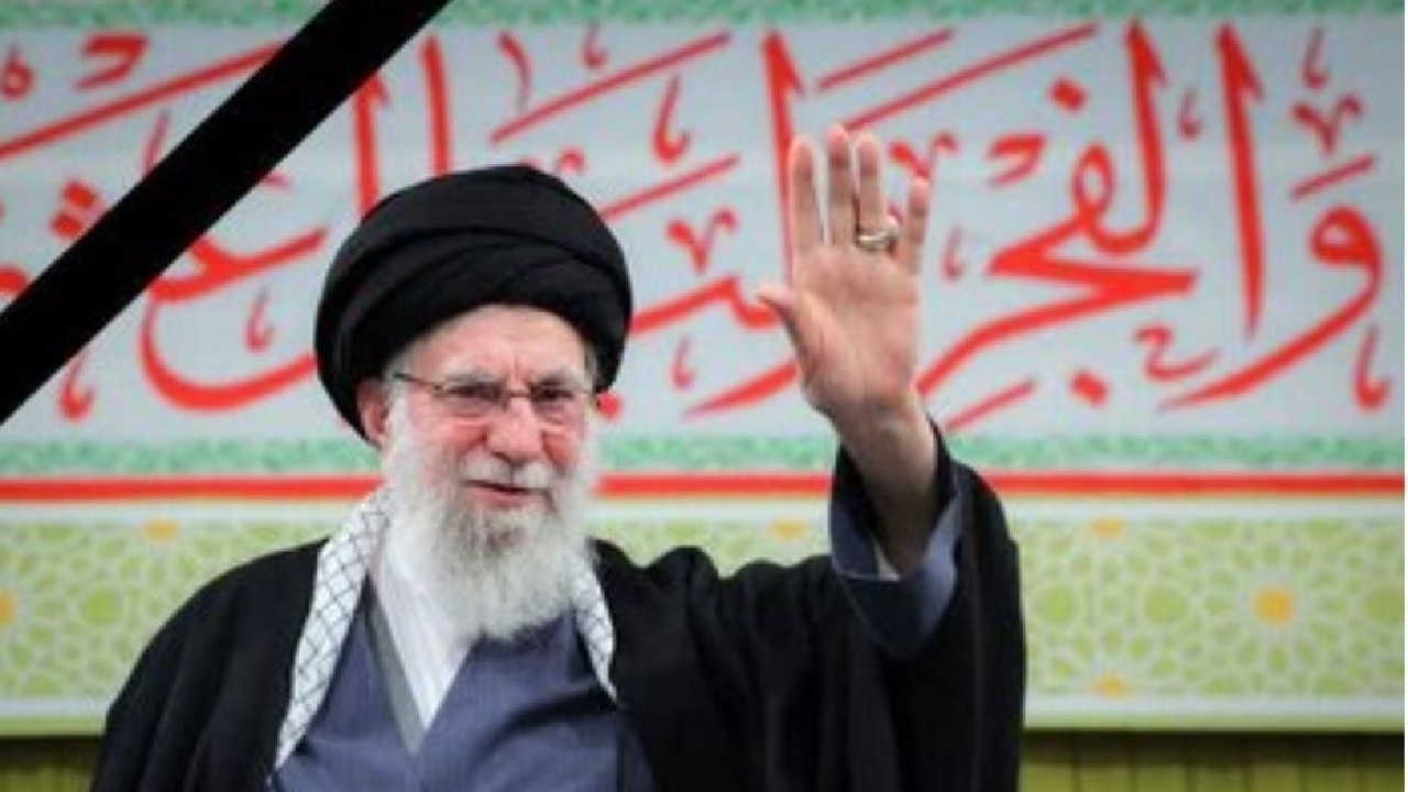 راه روشن، مکتب استوار و میراث فکری امام خامنه‌ای چراغ هدایت نسل‌ها خواهد شد