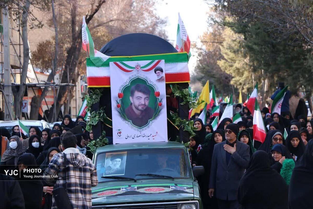 باشگاه خبرنگاران -بدرقه و تشییع پیکر پاک و مطهر شهید حمیدرضا انصاری اردلی + عکس