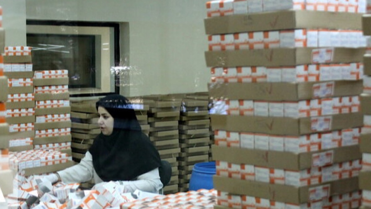 باشگاه خبرنگاران -ترخیص شبانه‌روزی دارو و تجهیزات پزشکی از گمرکات ادامه دارد