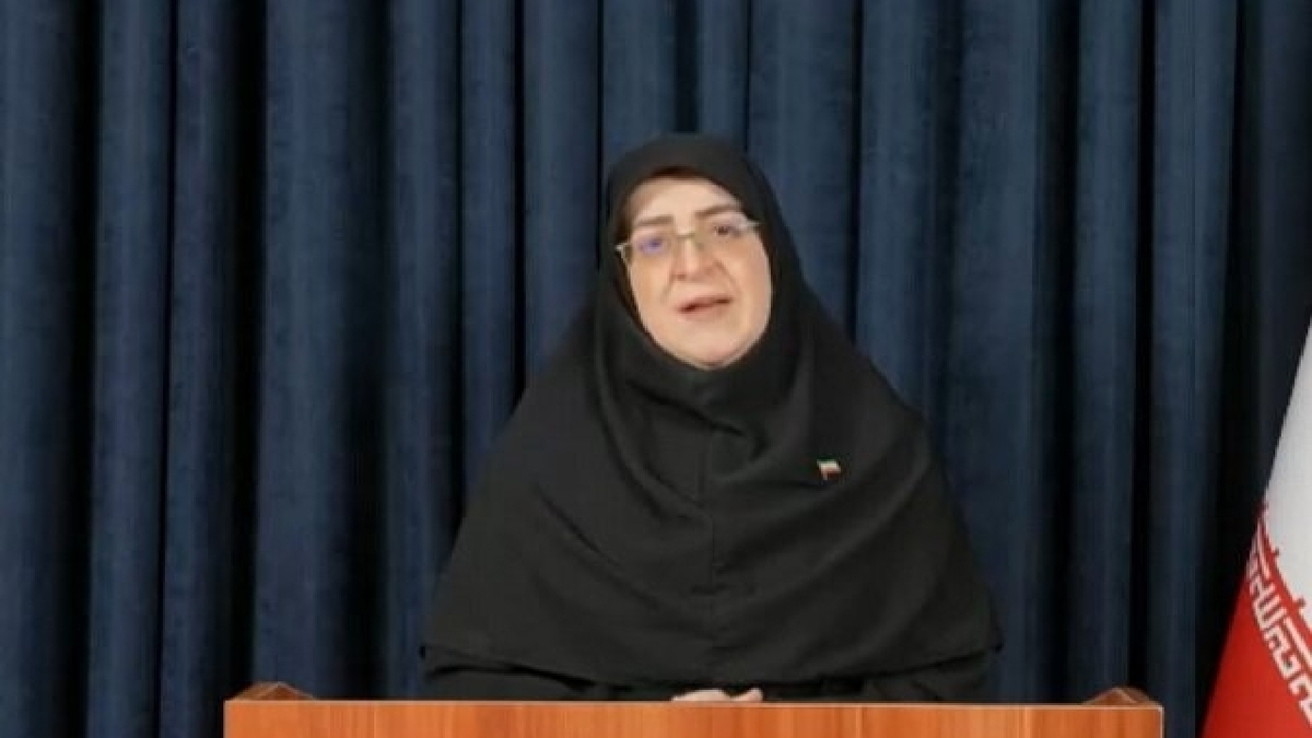 باشگاه خبرنگاران -مهاجرانی: ۳هزار واحد مسکونی مورد اصابت قرار گرفته‌اند/ تامین کالا‌های اساسی، دارو و سوخت