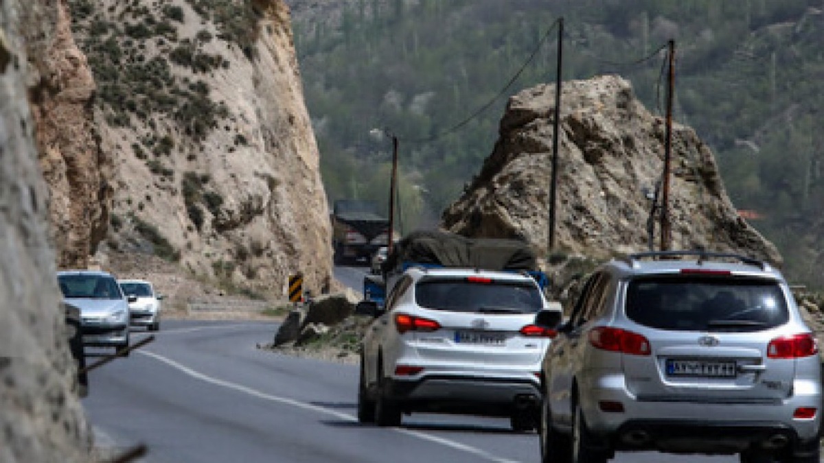 باشگاه خبرنگاران -آخرین وضعیت جاده‌های کشور/ ترافیک سنگین در جاده هراز