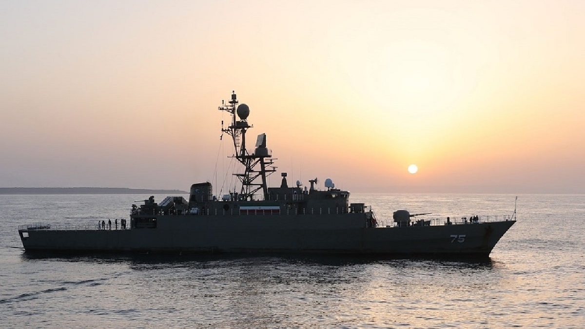 باشگاه خبرنگاران -۱۰۴ شهید و ۳۲ مجروح نتیجه جنایت آمریکا در حمله به ناو دنا