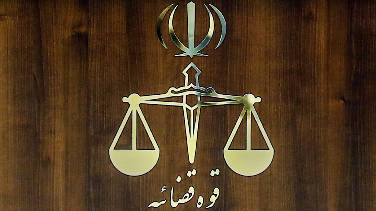 اموال ایرانیان خارج‌نشین که با دشمن همکاری کنند، مصادره می‌شود