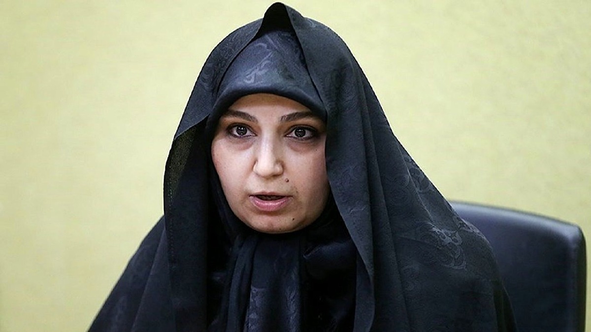 باشگاه خبرنگاران -پیام تشکر نرجس سلیمانی از خبرگان مردم برای انتخاب آیت الله خامنه‌ای