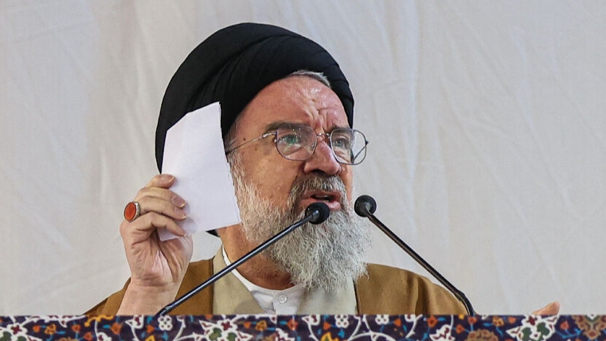 باشگاه خبرنگاران -عضو مجلس خبرگان: آیت‌الله مجتبی خامنه‌ای در حوزه به عنوان چهره با فضل شناخته می‌شوند