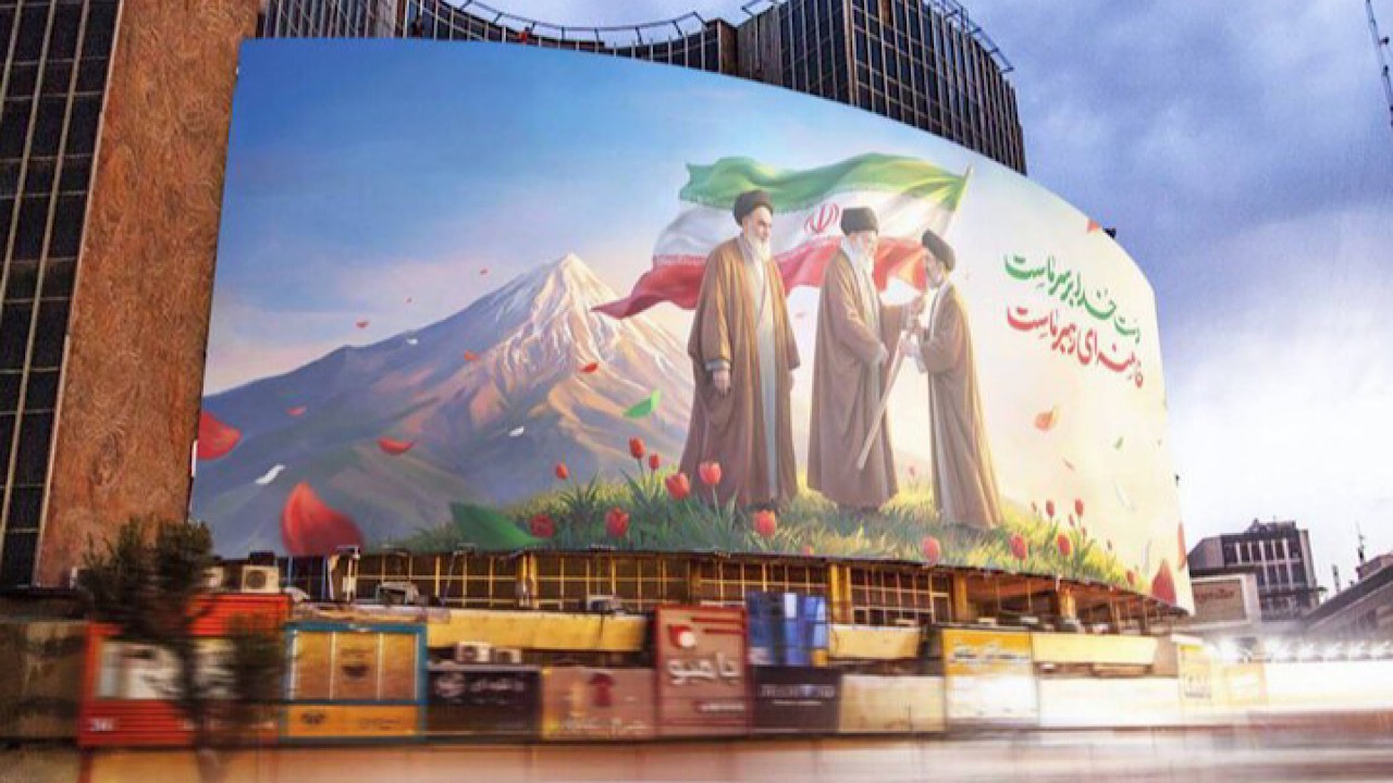 «صالح بعد صالح» روی دیوارنگاره میدان ولیعصر (عج) نقش بست