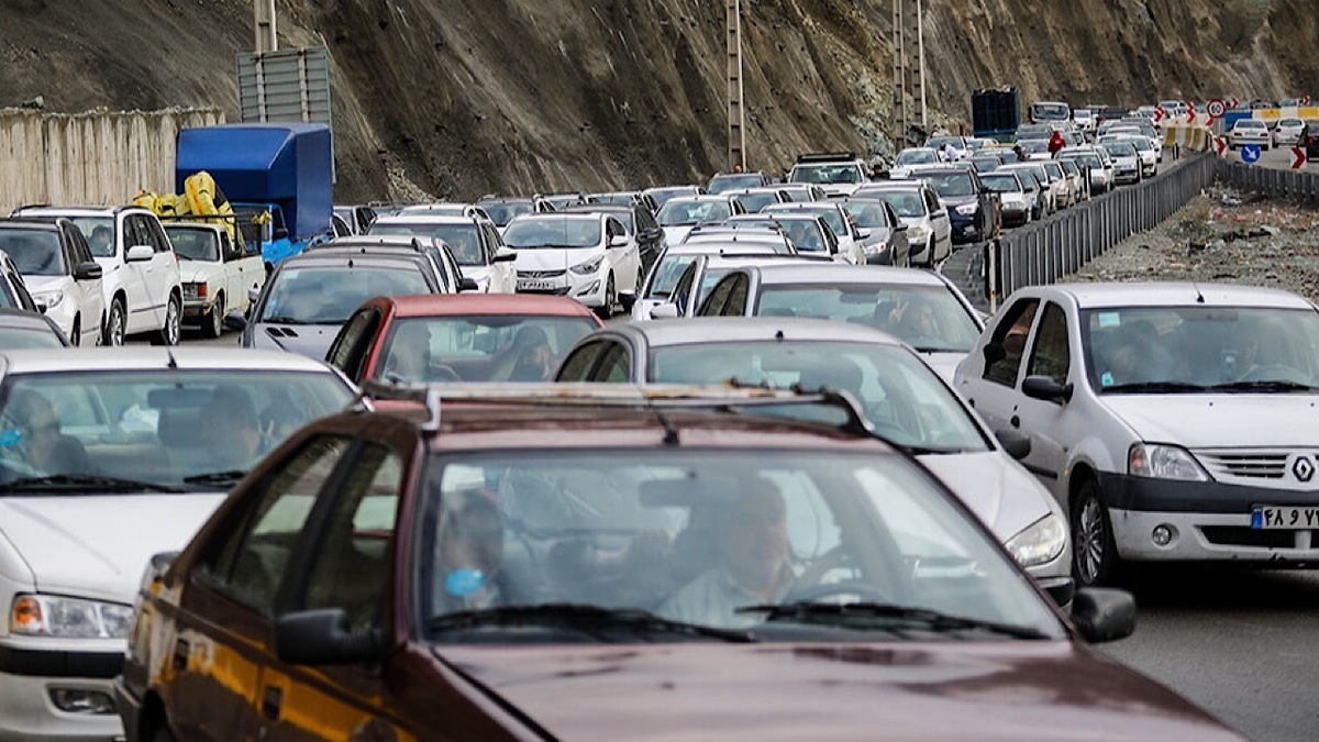 باشگاه خبرنگاران -یک‌طرفه شدن جاده چالوس از ساعت ۱۷/ هشدار پلیس راه به رانندگان در محور‌های کوهستانی