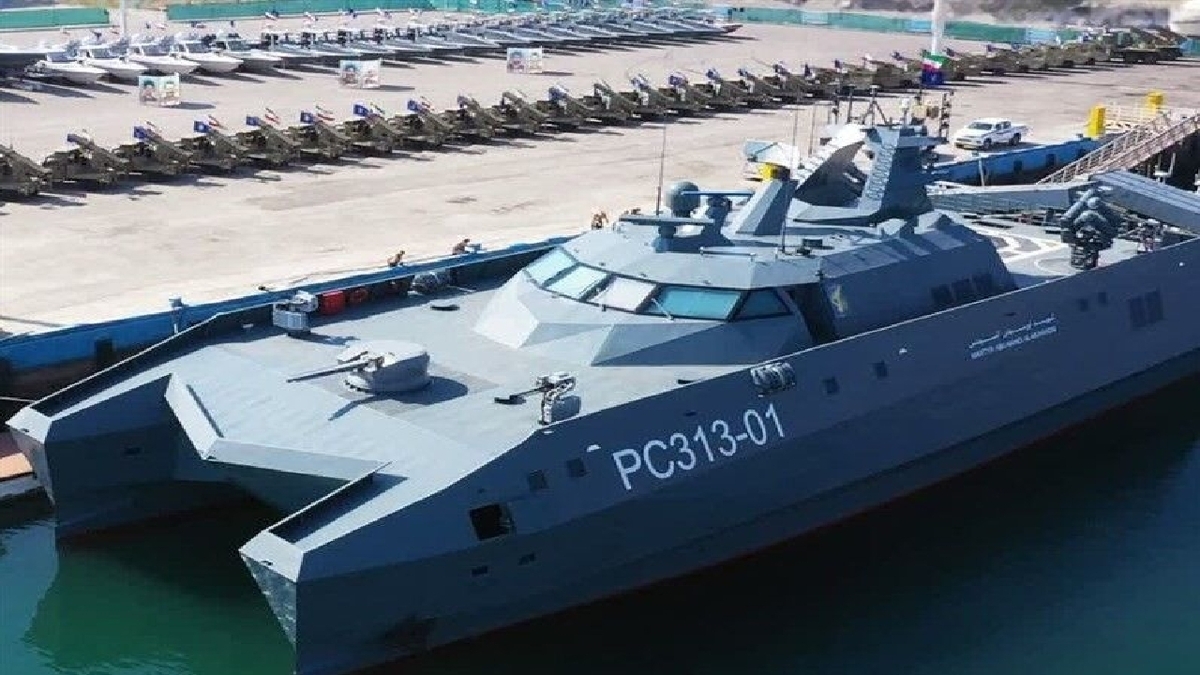 باشگاه خبرنگاران -سپاه پاسداران از تنبیه دو کشتی در تنگه هرمز خبر داد