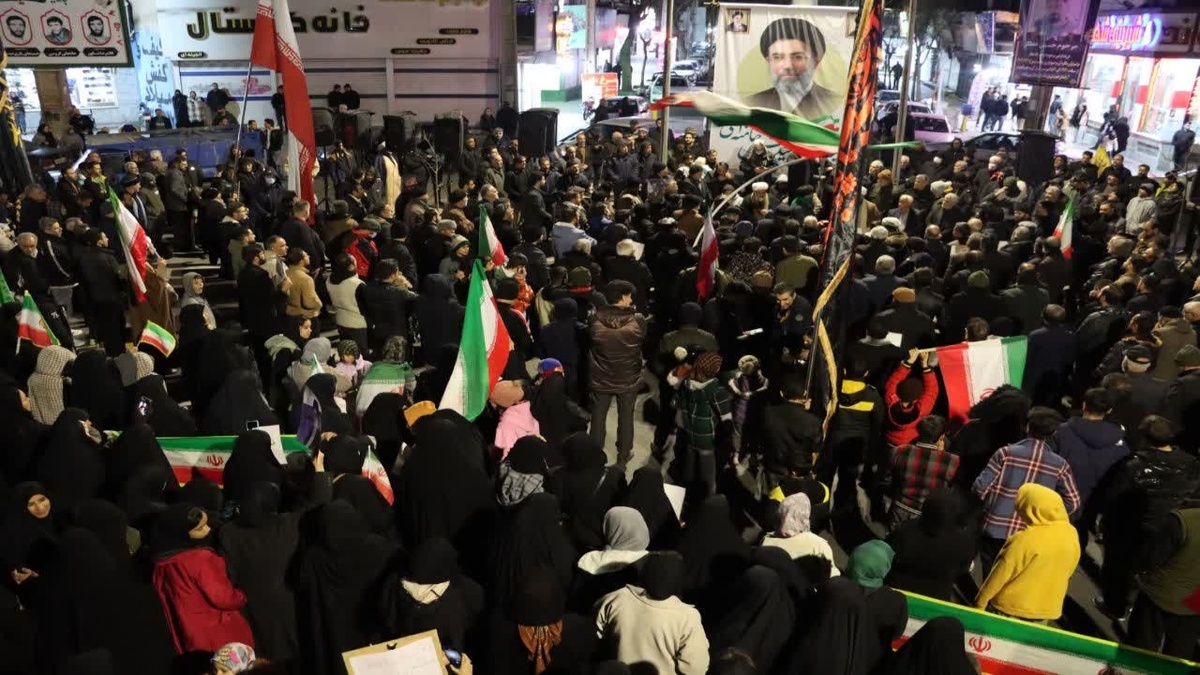 باشگاه خبرنگاران -جلوه‌هایی از یازدهمین اجتماع عظیم ماهدشتی‌ها برای شهادت رهبر انقلاب + عکس