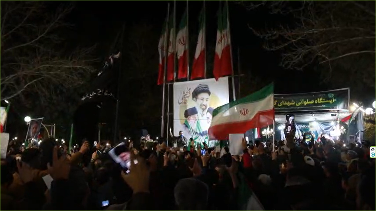 باشگاه خبرنگاران -گزارش تصویری از تجدید بیعت کاشمری‌ها با سومین رهبر انقلاب