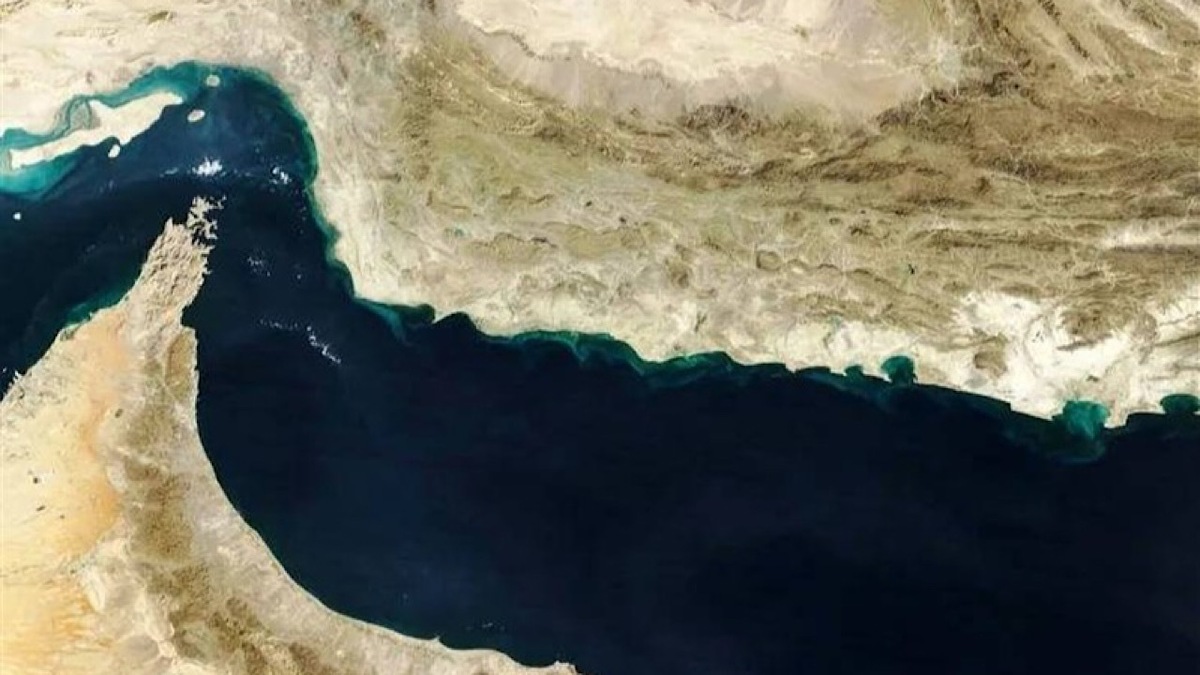 باشگاه خبرنگاران -قرارگاه مرکزی خاتم‌الانبیا(ص): تنگه هرمز همچنان بسته خواهد ماند