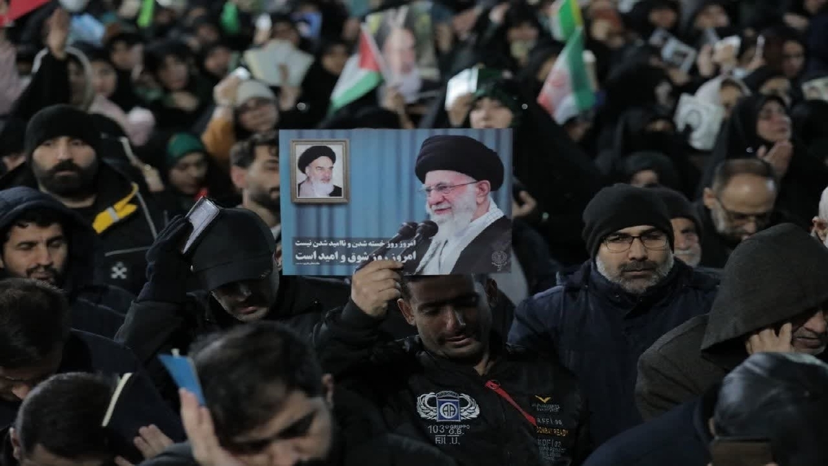 باشگاه خبرنگاران -ندای «بک یا الله» در میدان شهدای ذهاب رشت + عکس و فیلم